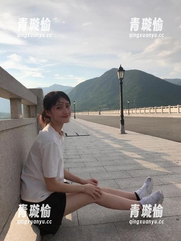 51吃瓜 登录51吃瓜,给我来一段总裁追美食的最新剧情!我想站边吃瓜!