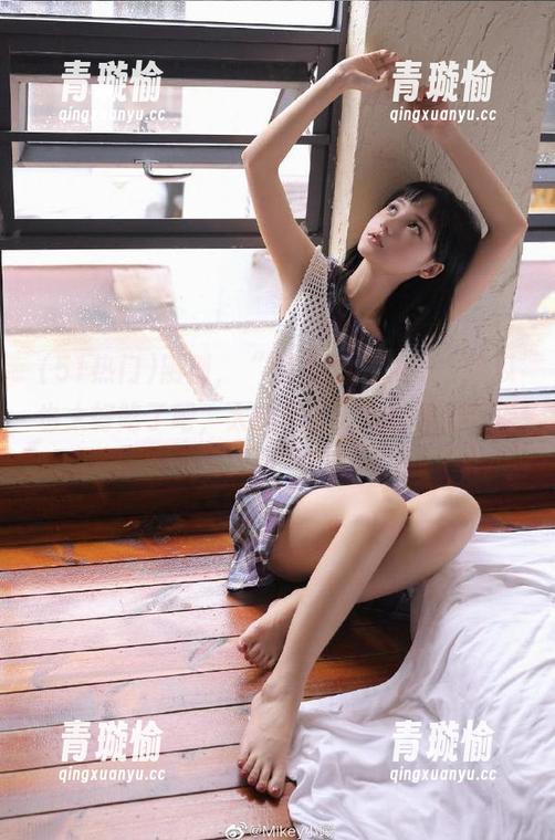 刚刚，“51热门”发布：这瓜也太好吃了吧，太刺激了，我的表情好像夸张到不行！