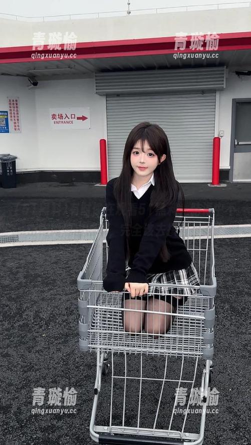 有时候在观看51黑料，脑海中不由得闪现出剧本，完全该去撰写小说了