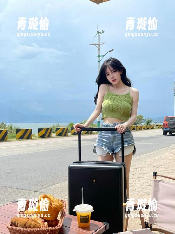 探索苹果版的“51黑料网”：像和密友闲聊，话题有点离谱。