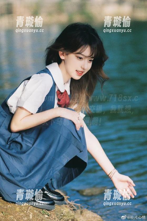 手机里的www.718sx.com（ios），时差和瓜的交错，我就想，天下乌鸦一般黑啊！