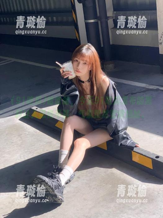 哈哈哈，今天91吃瓜发布的黑料让人忍俊不禁，气氛骤然变得尴尬。