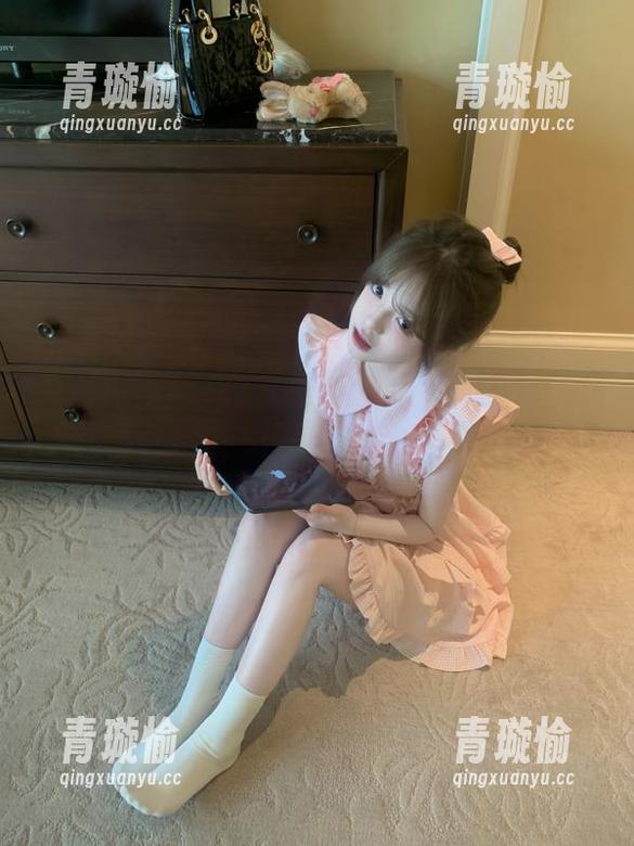 91吃瓜网 最新瓜情速递!下载91吃瓜网,今天吃的瓜新鲜又刺激~