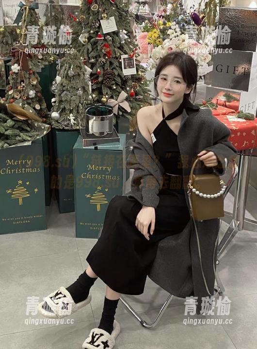 998.su “链接在哪里?”我心心念念的是998.su,真得去翻翻。