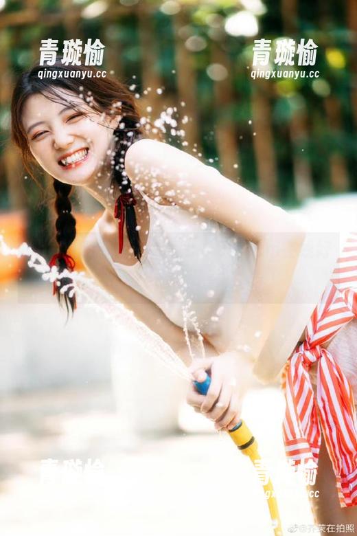 黑料来袭，hl155.ccm在线好戏连连，点开看看！