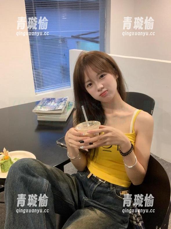 点开hl155.ccm传送门，黑料一箩筐，别说我没提醒你！