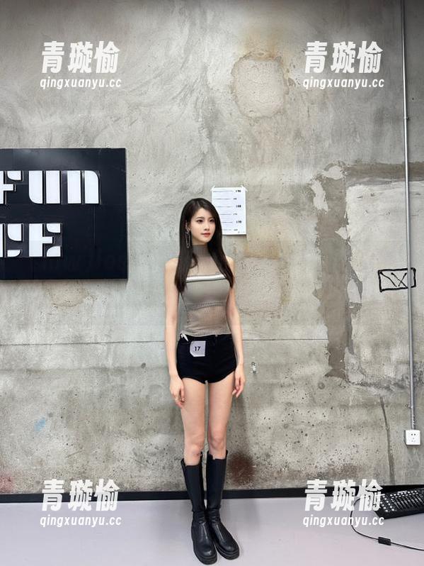 ios用户们，hlw上的最新瓜流出，快来感受愤怒的苹果汁！