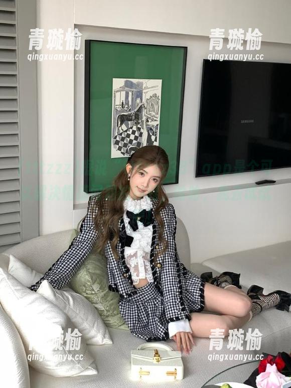 tttzzz 据说“tttzzz38”app是个可以解决情感问题的神器,哈哈,我去试试吧!