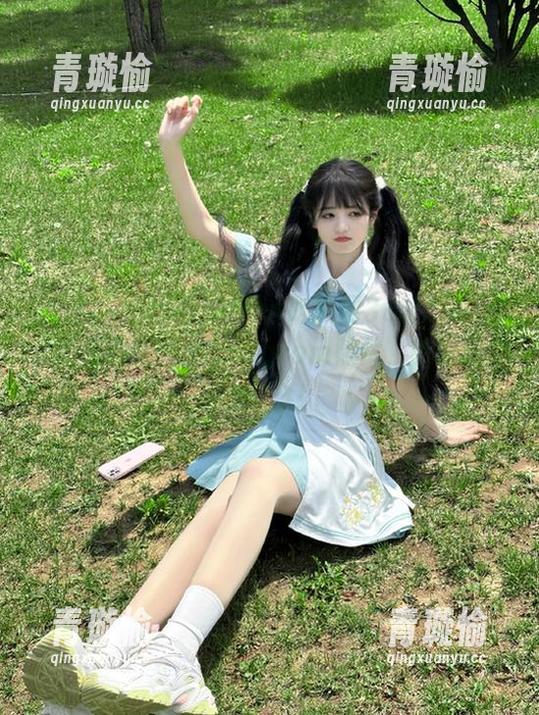 www吃瓜网 www吃瓜网36wcc:分享最近最火的Instagram照片,腹肌和颜值双全!