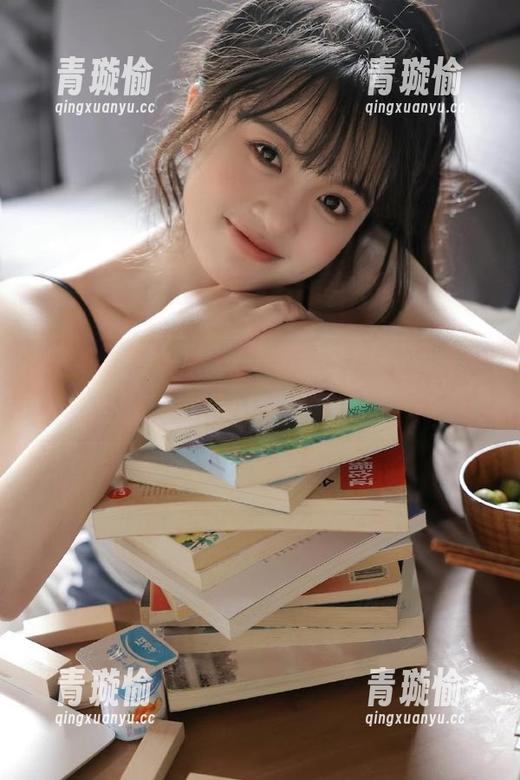 五一吃瓜 五一吃瓜官网:当娜娜开始喝奶茶,吃瓜群众的心中升级到‘满杯’!