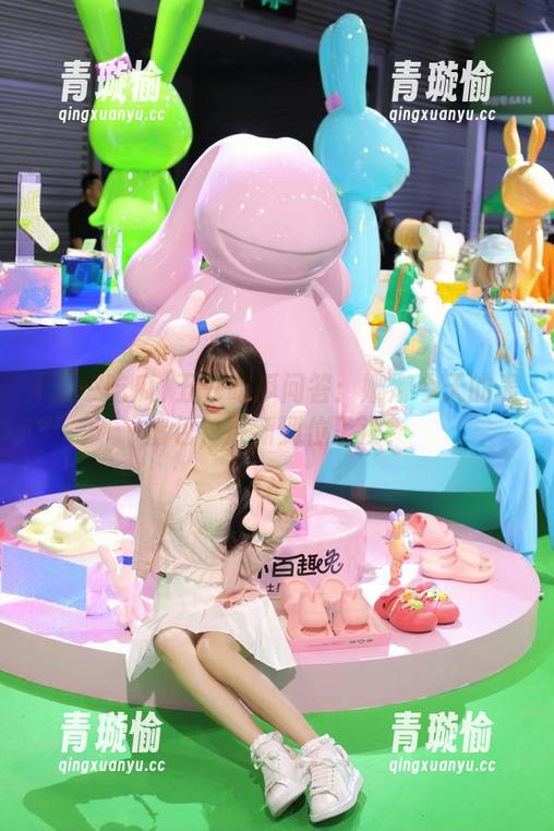 五一吃瓜问答：娜娜今天的表情包，更新到位了没？