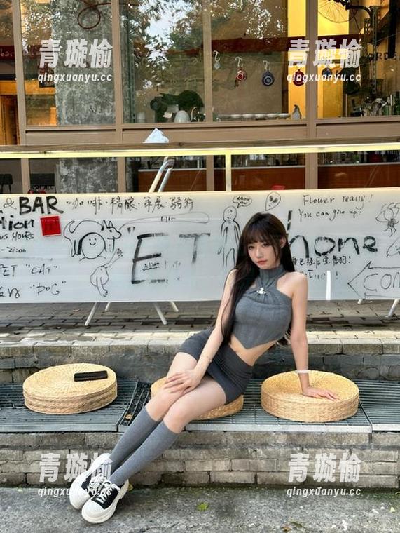 五一吃瓜娜娜出门图个乐，听说她永不迷路，真是牛！