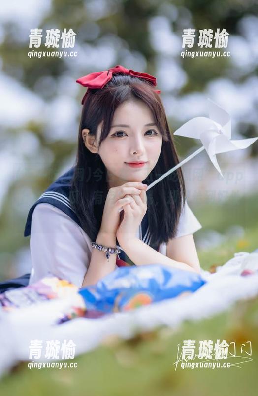 今日在“五一吃瓜网”app上发现的瓜，有点单纯呢，却又恰到好处！