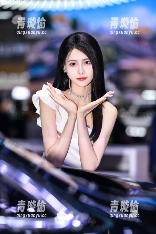 外星生物的时尚秀！观看冲哥精选，感受宇宙的奇幻搭配，脑补好有意思。