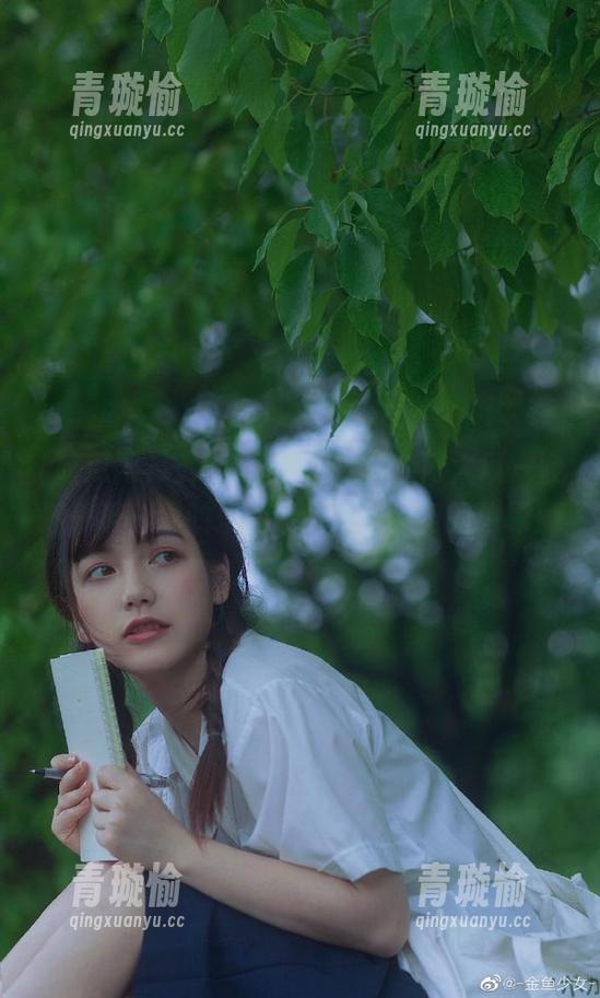 进入吃瓜网，今日热门大瓜一波接一波，我的乐趣已经来到入门的边缘！