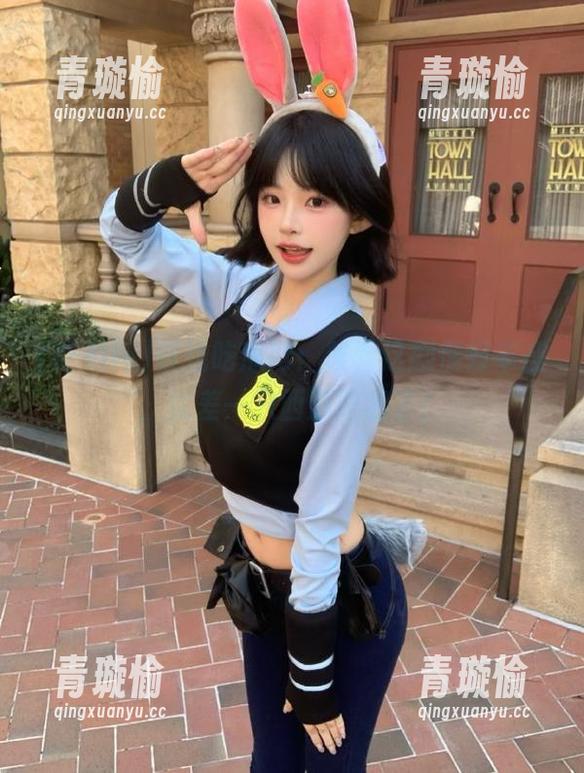 在线吃瓜网：唉，这剧情好丰盛，就差一只西瓜陪我了！