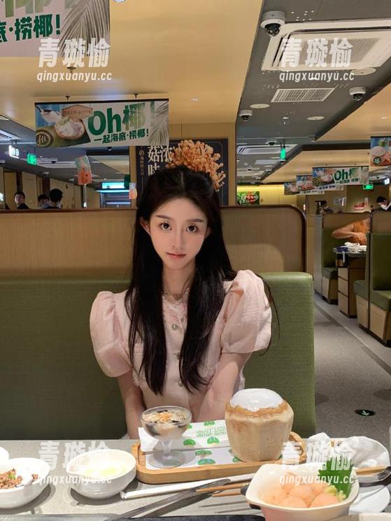 吃瓜网站苹果版，舔屏也要小心自助式爆料滑出边界！