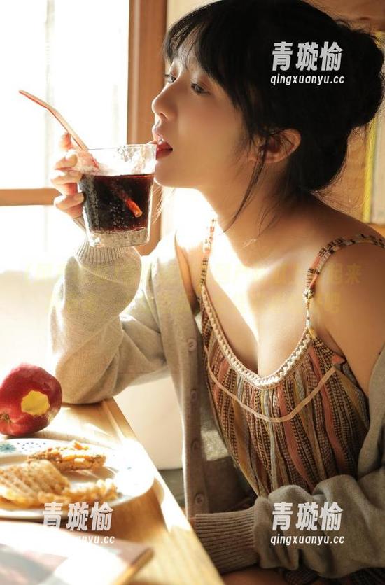 有些视频在国产吃瓜上看起来真有毒，上饭吃瓜，全凭兴趣就好吧