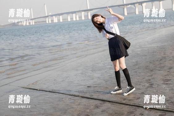 明星黑料 明星黑料网站导航就像一部冒险剧,点下去总冒出让人意想不到的“情节”