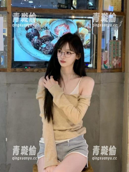 网红黑料 更新!网红黑料又回来了,今天的瓜有点酸,感觉要拿大白兔配!