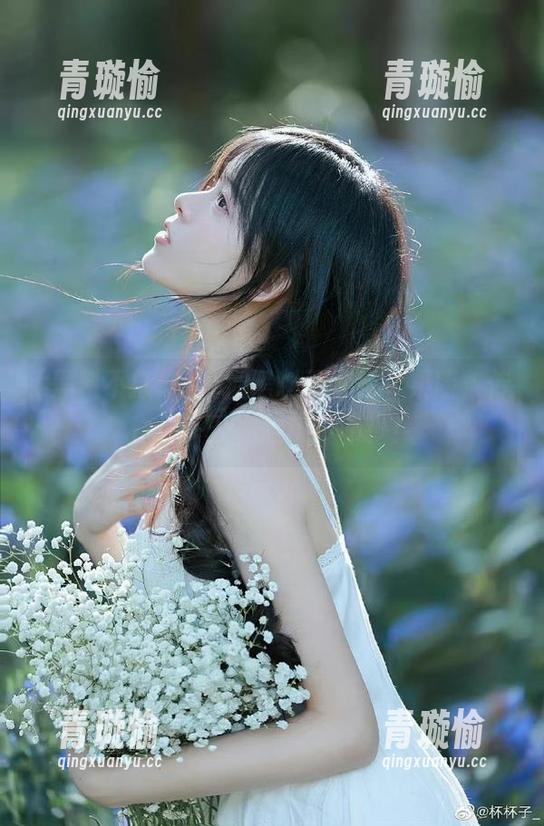 手握黑料不打烊苹果版，传送门一开，这瓜真不少！