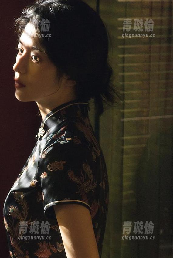 黑料吃瓜网 丢掉烦恼,拿起手机,连接“黑料吃瓜网”的那个链接,嗑瓜子去~