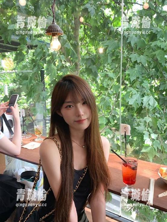 2025年的黑料社tttzzz入口，心理戏不断，别太激动哦。