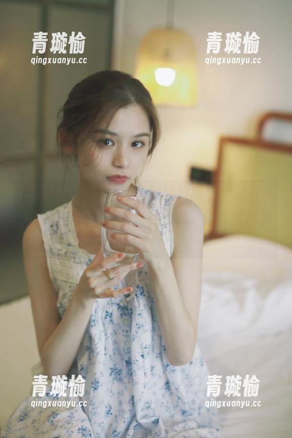 黑料社 循着黑料社的线路踩坑,总有个入口密密麻麻让我有点忐忑,但又觉得有趣!