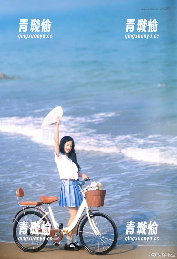 黑料社 黑料社无时无刻不在更新,24小时的爆料入口太魔性了。