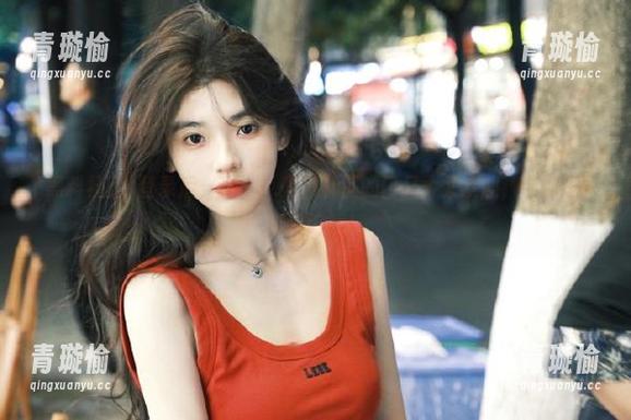 登录后，www.黑料社区的门又大又欢迎，带你进去翻滚好戏！