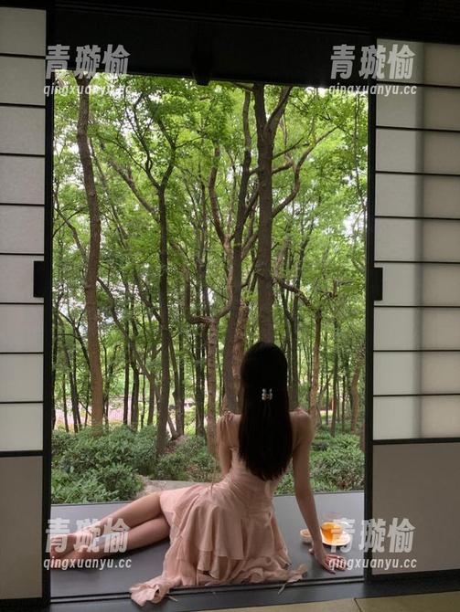 今天又被黑料网的热搜伤到，网友们都不怕长出瓜吗？