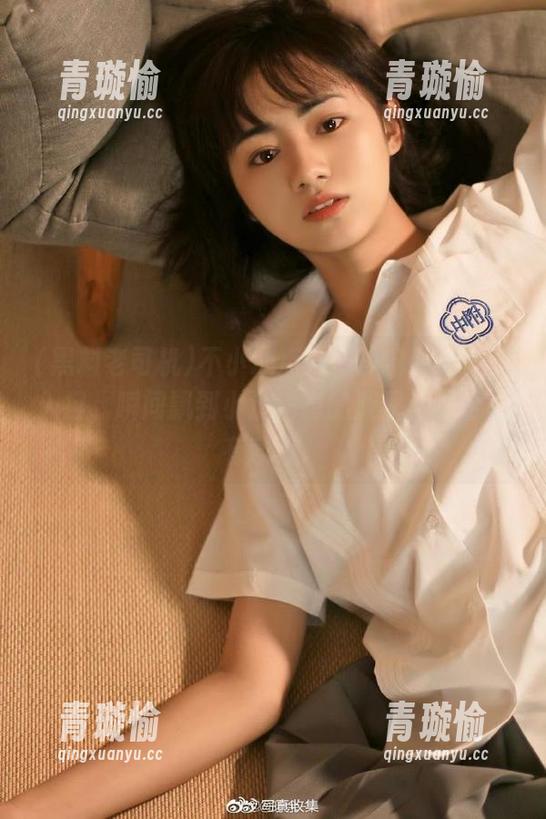 不小心点开“黑料老司机”入口，瞬间飘到小道消息的漩涡，哈哈，有意思。