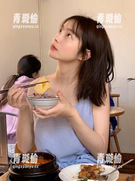 黑社料 别小看黑社料网页,它比我爸的八卦还要让人“想入非非”